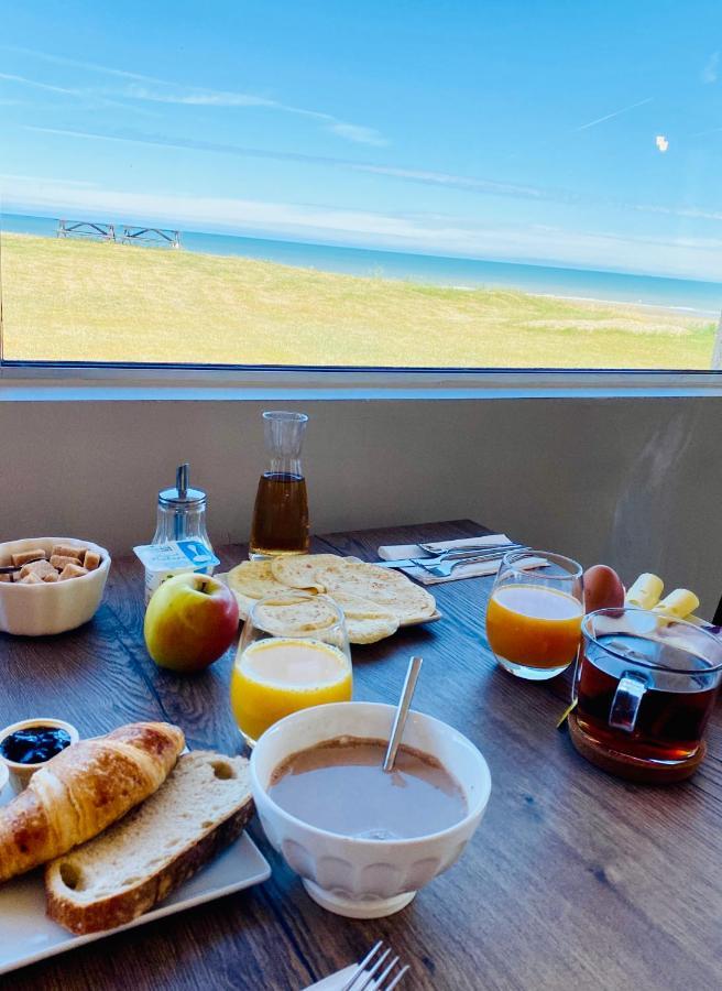 Hotel Club De La Plage Merville-Franceville-Plage Buitenkant foto
